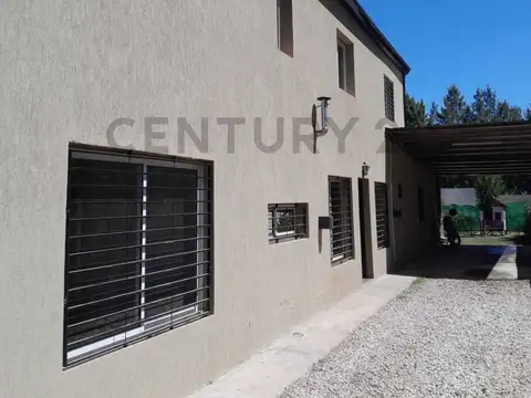 Casa en Venta. Parque Sicardi. Calle 13 bis entre 651 y 652.