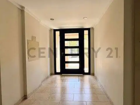 DEPARTAMENTO 2 AMBIENTES EN ALQUILER - PRIMER PISO - CASEROS - TRES DE FEBRERO Departamento funciona