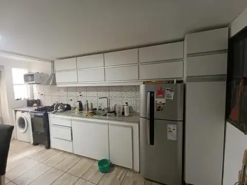 Venta de CASA dos dormitorios, La Plata