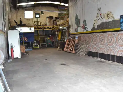 Local en Venta 45 años