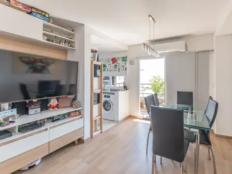 General César Díaz 2800