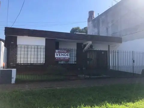 Carlos Pellegrini 1500