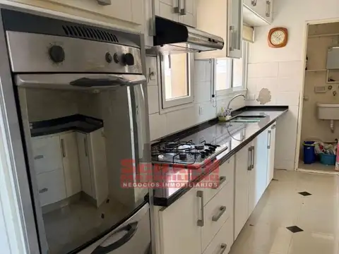 Departamento en Alquiler de 3 dormitorios