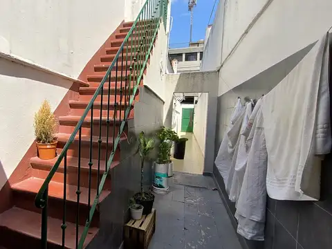 Casa multifamiliar en Paternal, a dos cuadras de Av. San Martín