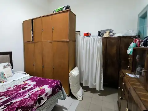 Almte J. F. Seguí al 2200