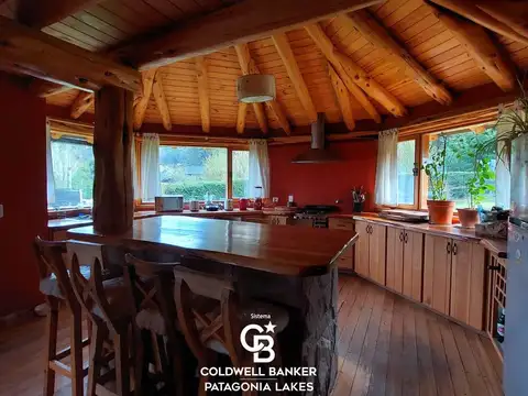 Venta Casa de 3 dormitorios en Lago Moreno - Bariloche