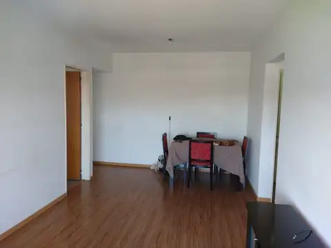ALQUILER Departamento de 2 ambientes en complejo cerrado