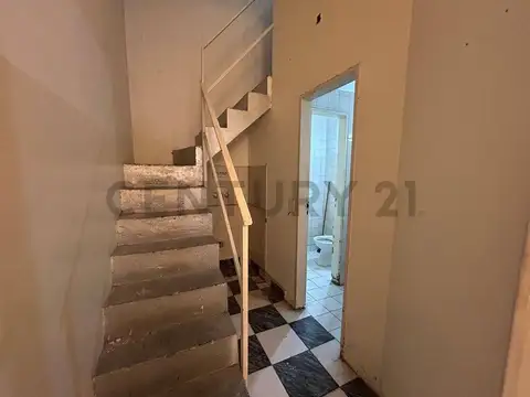 Local en Alquiler en Flores, $ 1.800.000