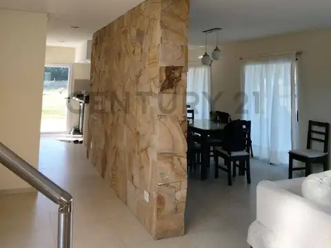 Casa en Venta en Haras Del Sur, USD 200.000