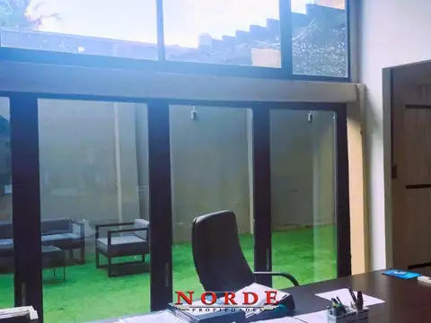 Av Emilio Castro al 7300