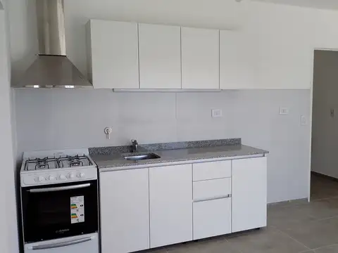 Departamento en Alquiler en San Justo, $ 490.000