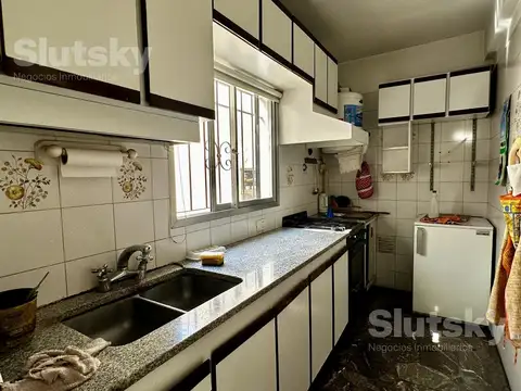 Depto Tipo Casa en Venta 40 años