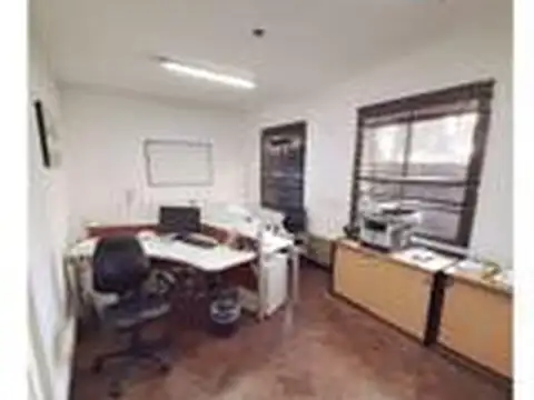 Oficina en Venta al Este