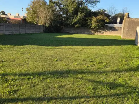 Alberti entre Boulevard Pintos y Atahualpa Yupanqui