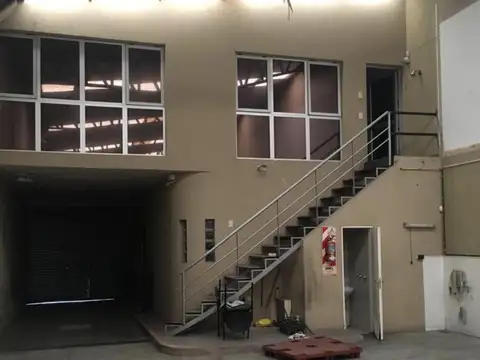 Galpon en Alquiler en San Isidro, USD 3.900