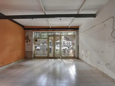 Local en Venta 70 años