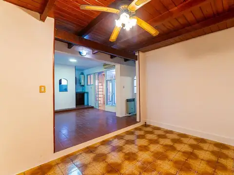 Depto Tipo Casa en Venta en Centro, USD 135.000