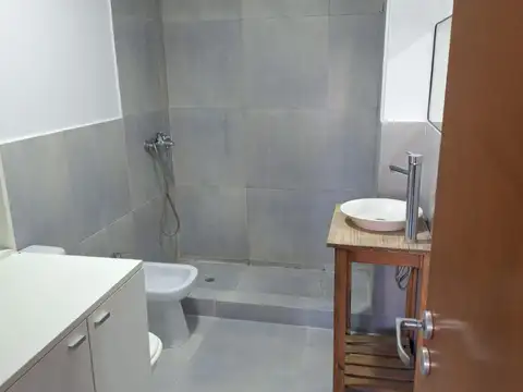 Departamento en Alquiler con 1 cocheras