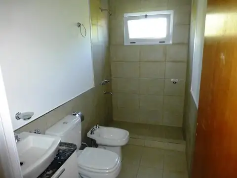 Departamento 4 ambientes con 1 baño