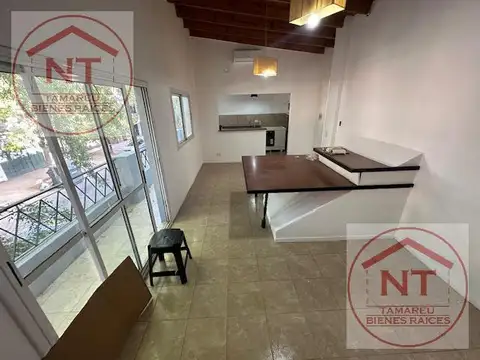 PH 3 AMB RECICLADO CON BALCON. AL FRENTE. VERSALLES