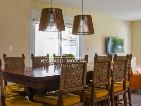 Casa en Venta en Playa Mansa, USD 1.100.000