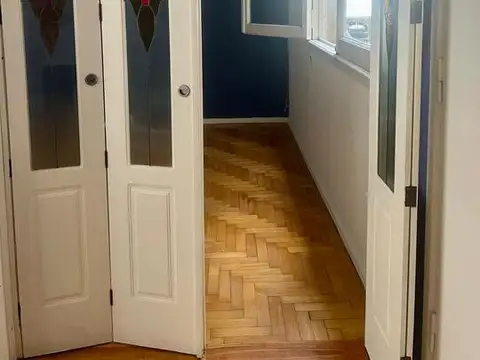 Depto Tipo Casa en Venta en Flores, USD 82.000