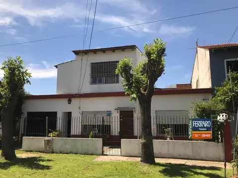 Boga nº 1285 e/Juan XXIII y Ameghino