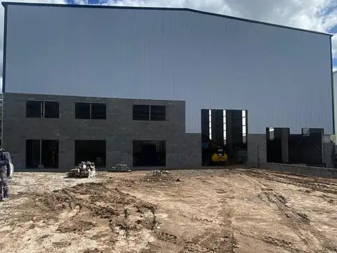 Galpon en Alquiler en Ezeiza, USD 18.000