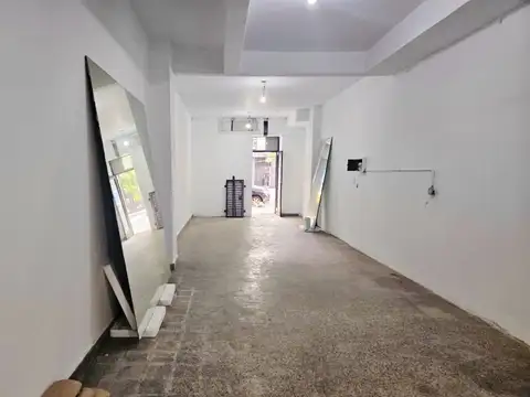 Local en Venta en Chacarita, USD 120.000
