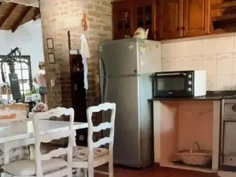 Hermoso Chalet 5 Amb. En Venta - Ituzaingó