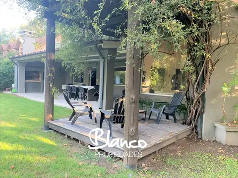 Casa en Alquiler Temporal de 4 dormitorios