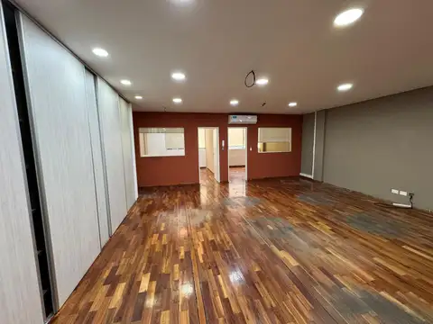 Oficinas de categoría en alquiler Parque Leloir