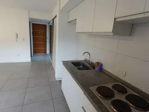 Departamento monoambiente en venta en Refineria