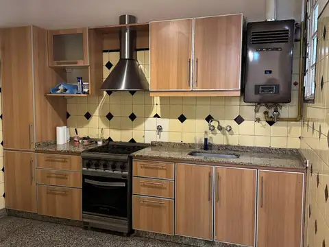 Casa interna de 3 dormitorios en Abasto