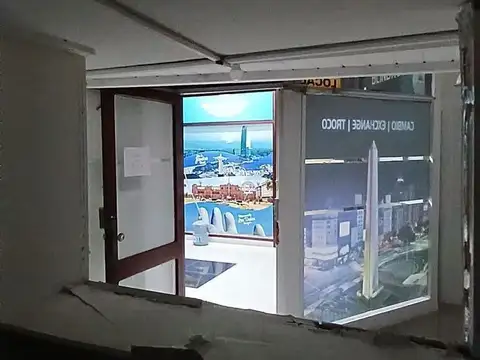 Local en Alquiler en Retiro, $ 150.000