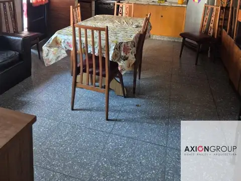 Depto Tipo Casa en Venta 40 años