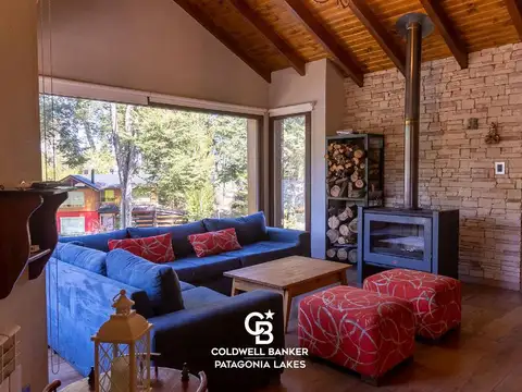 Casa 4 ambientes con 2 baños