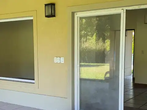 Venta Casa APTO CREDITO (Renta Sep 26) Barrio cerrado La Cuesta Manzanares Pilar