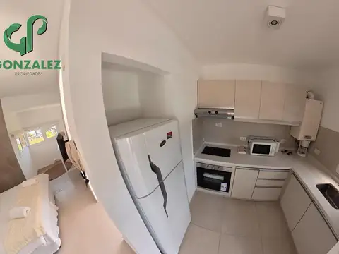 Monoambiente con estacionamiento y piscina