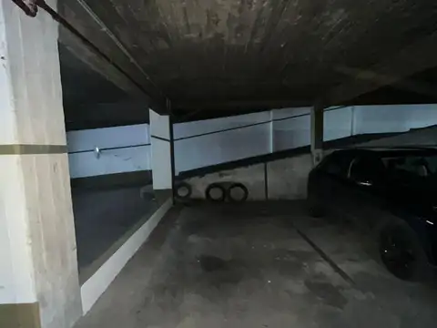 San Luis y  Maipu - Cochera.