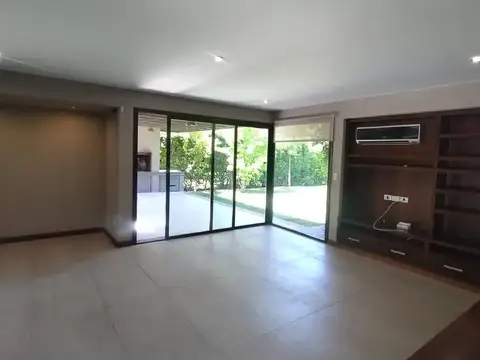 Casa en Venta en Lujan De Cuyo, USD 365.000