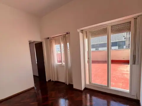 Oficina con terraza exclusiva