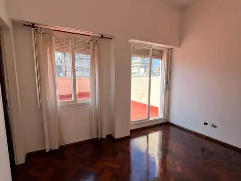 Oficina 2 ambientes con 1 baño