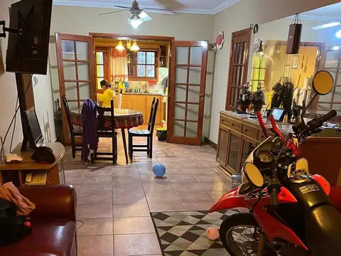 Casa en Venta con 1 cochera