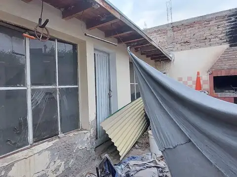 VENTA CASA CUARTA SECCIÓN CIUDAD MENDOZA