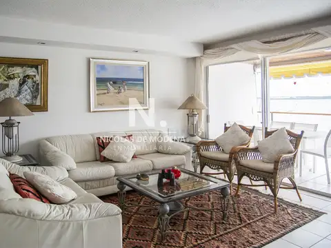 Departamento 4 ambientes con 3 baños