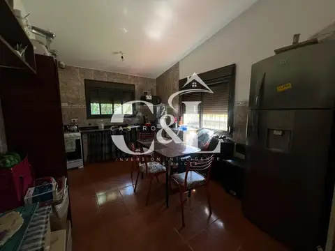 CHALET DE 4 DORMITORIOS A 300M DE RUTA 5, en Valle de Anisacate