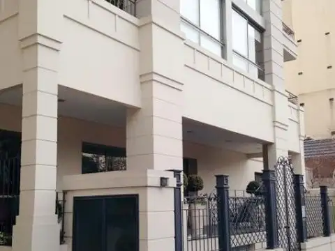 Pueyrredon 100, Piso 1