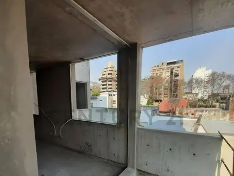 Departamento en Venta con 5 cocheras