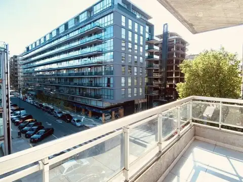 Olga Cossettini 1600, Piso 3